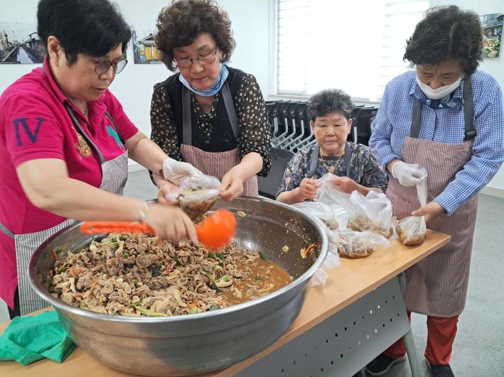 사랑의 반찬 나눔(2023. 6. 13)1