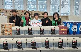 [국제신문] 동구 수정1동 새마을부녀회, 사랑의 식품세트 전달(2026.2.13.)