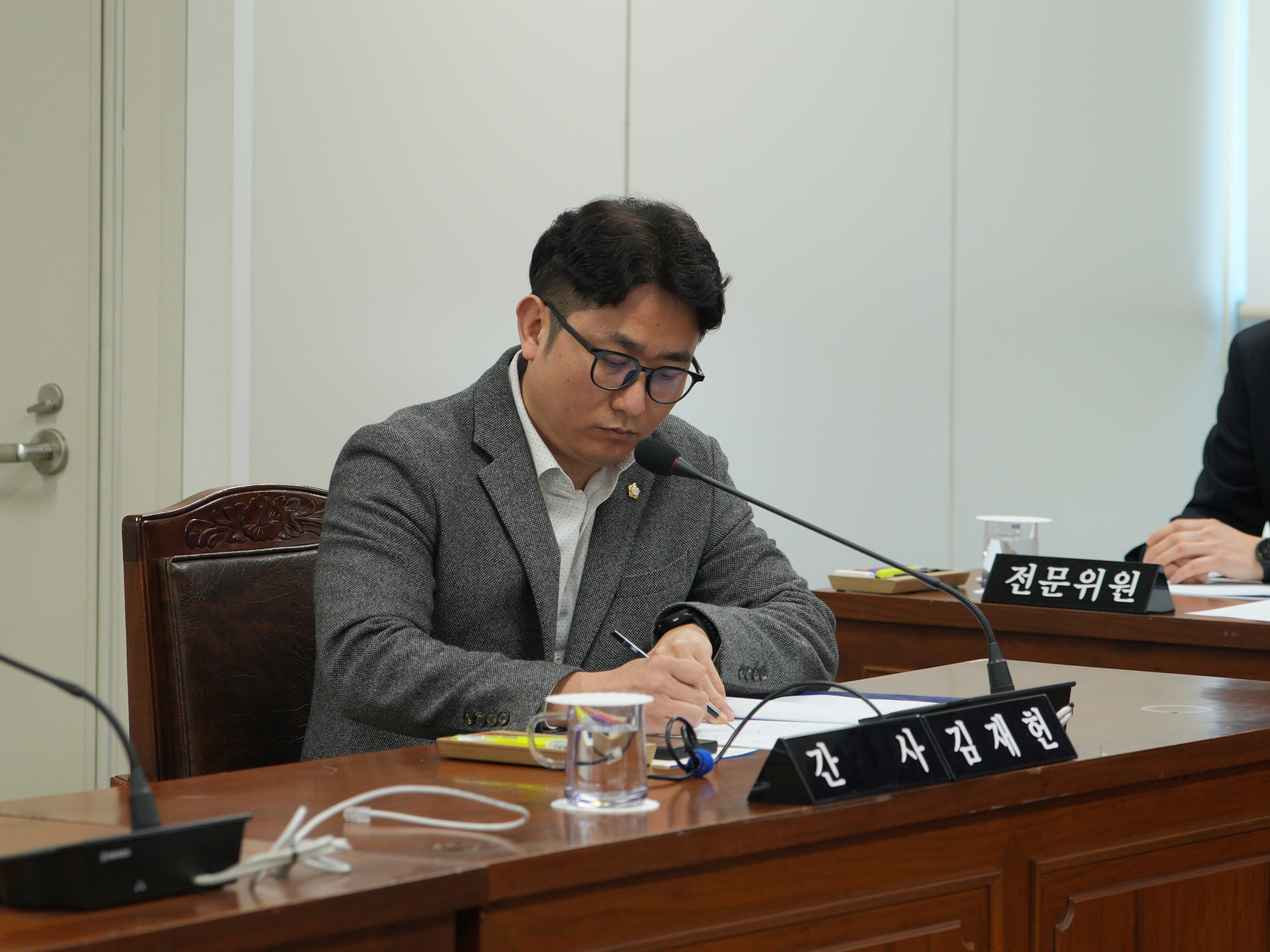 제329회 임시회 1차 사회도시위원회 2번째 이미지