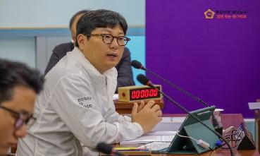 제318회 정례회 6일차행정사무감사의 이미지