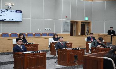 제329회 임시회 제1차 본회의의 이미지