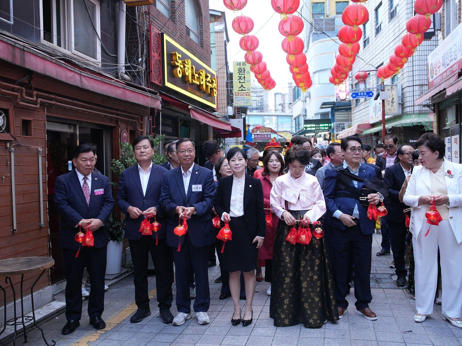 251017 차이나타운 축제 1번째 이미지