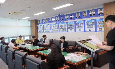 동구의회 의원 정례간담회의 이미지