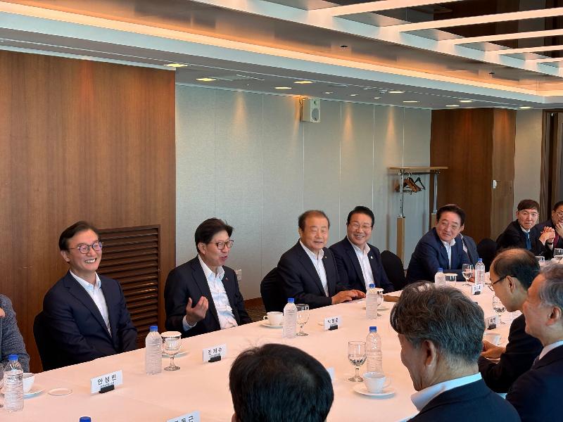 현장에서 함께하는 동구청장의 파일 이미지